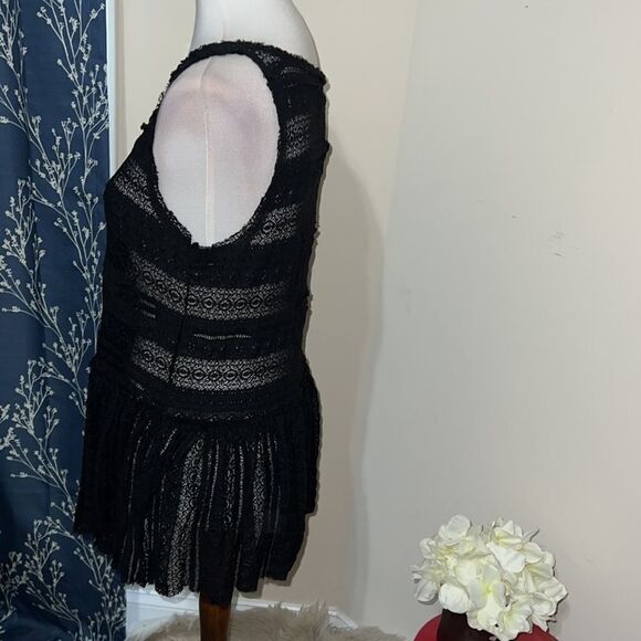 Free People Textured Pucker Up Lace Peplum Sleeveless Top Sheer Black sz s - Picture 3 of 8